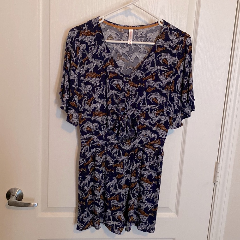 Short romper, with jaguar design